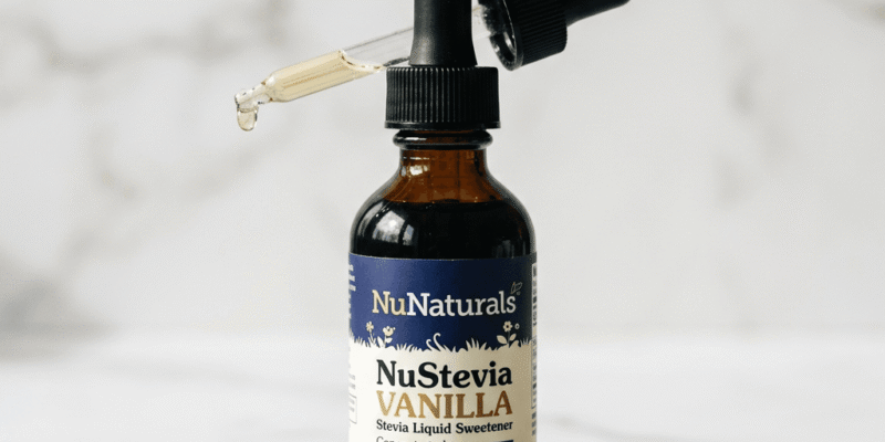 NuNaturals NuStevia Vanilla Liquid: Does the Flavor Hold Up in Hot Drinks?